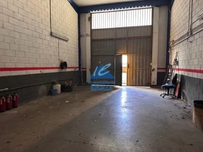 Miniatura de Pabellón industrial en venta en Miraballes